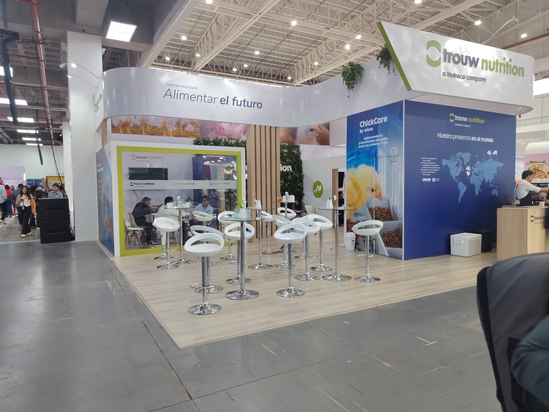 Stand de Trouw Nutrition preparado para una feria